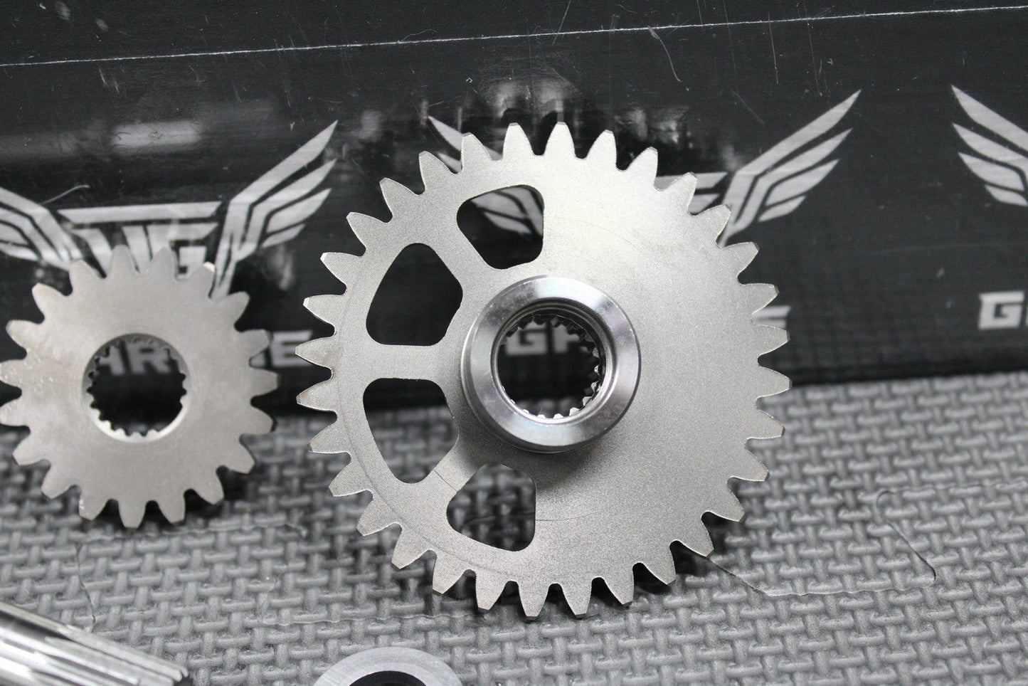 2013 10 - 17 HONDA CRF250R OEM ENGINE MOTOR COUNTER BALANCE BALANCER GEARS SHAFT - hggarage