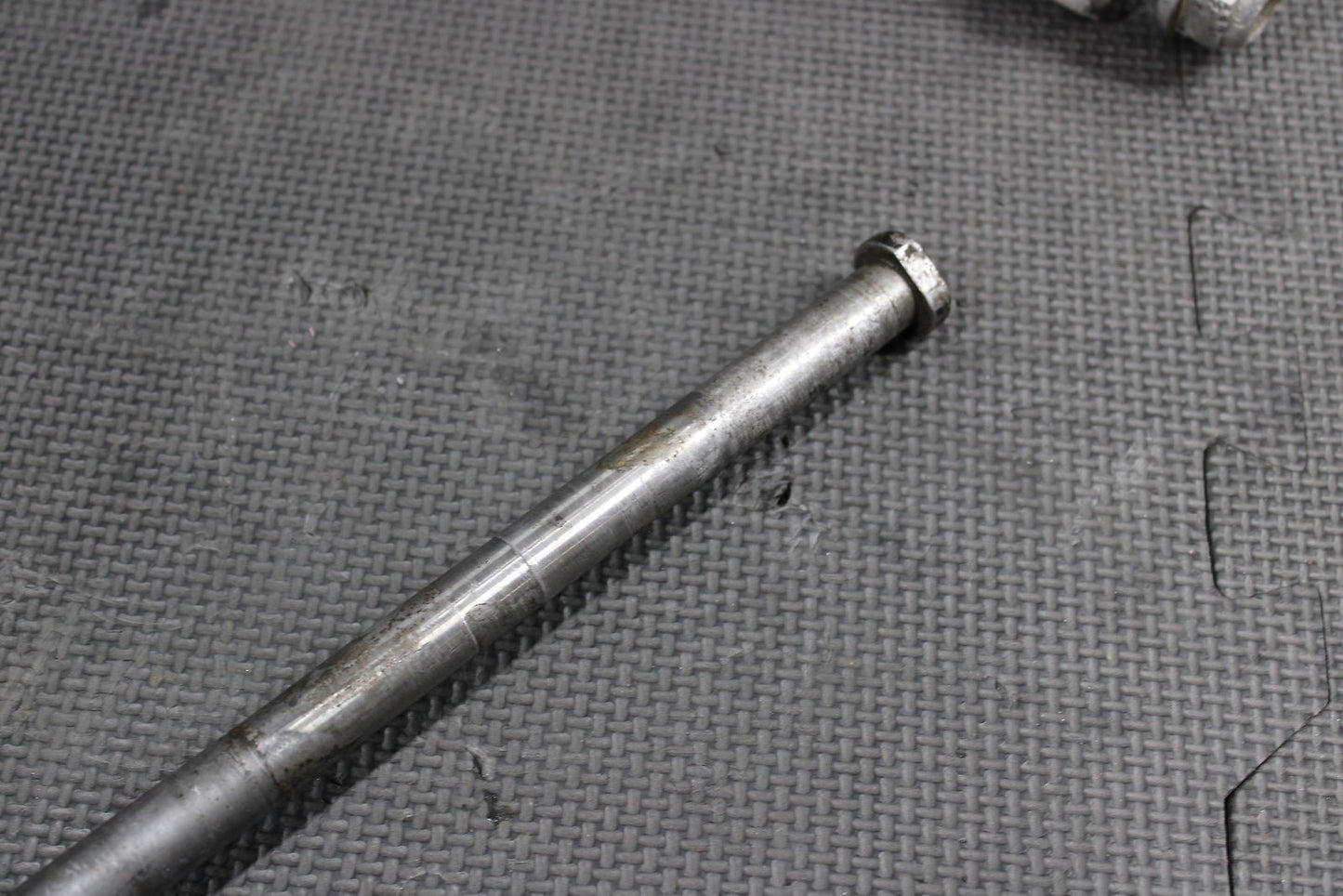 2006 KTM 85SX OEM REAR AXLE BACK WHEEL RIM PIVOT BOLT AXEL - hggarage