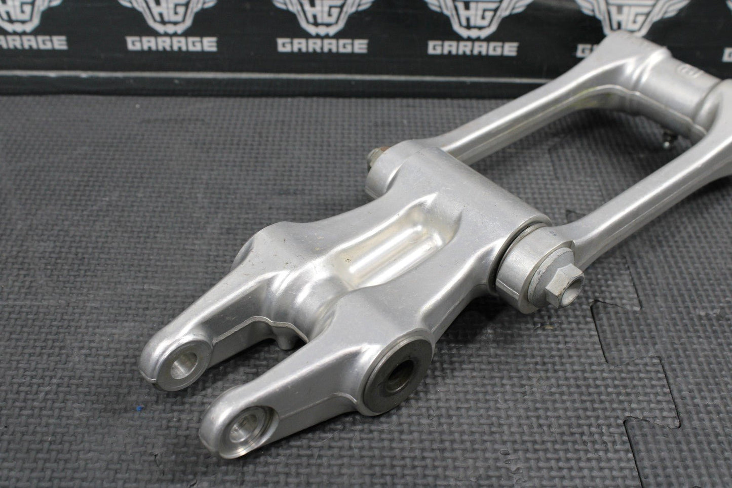 2013 HUSQVARNA TE511 OEM REAR SHOCK LINKAGE LINKS RELAY 8000H2365 8000H3615 - hggarage