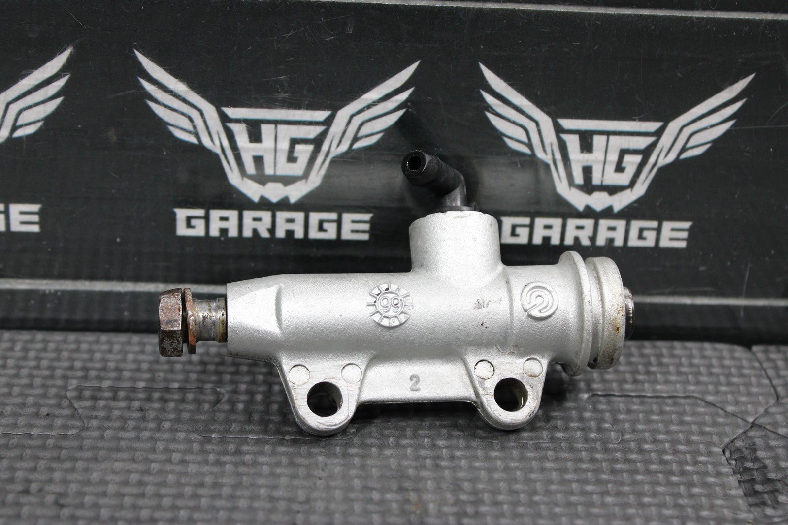 2000 KTM 250 EXC OEM BREMBO REAR BACK BRAKE MASTER CYLINDER 50313060000 - hggarage