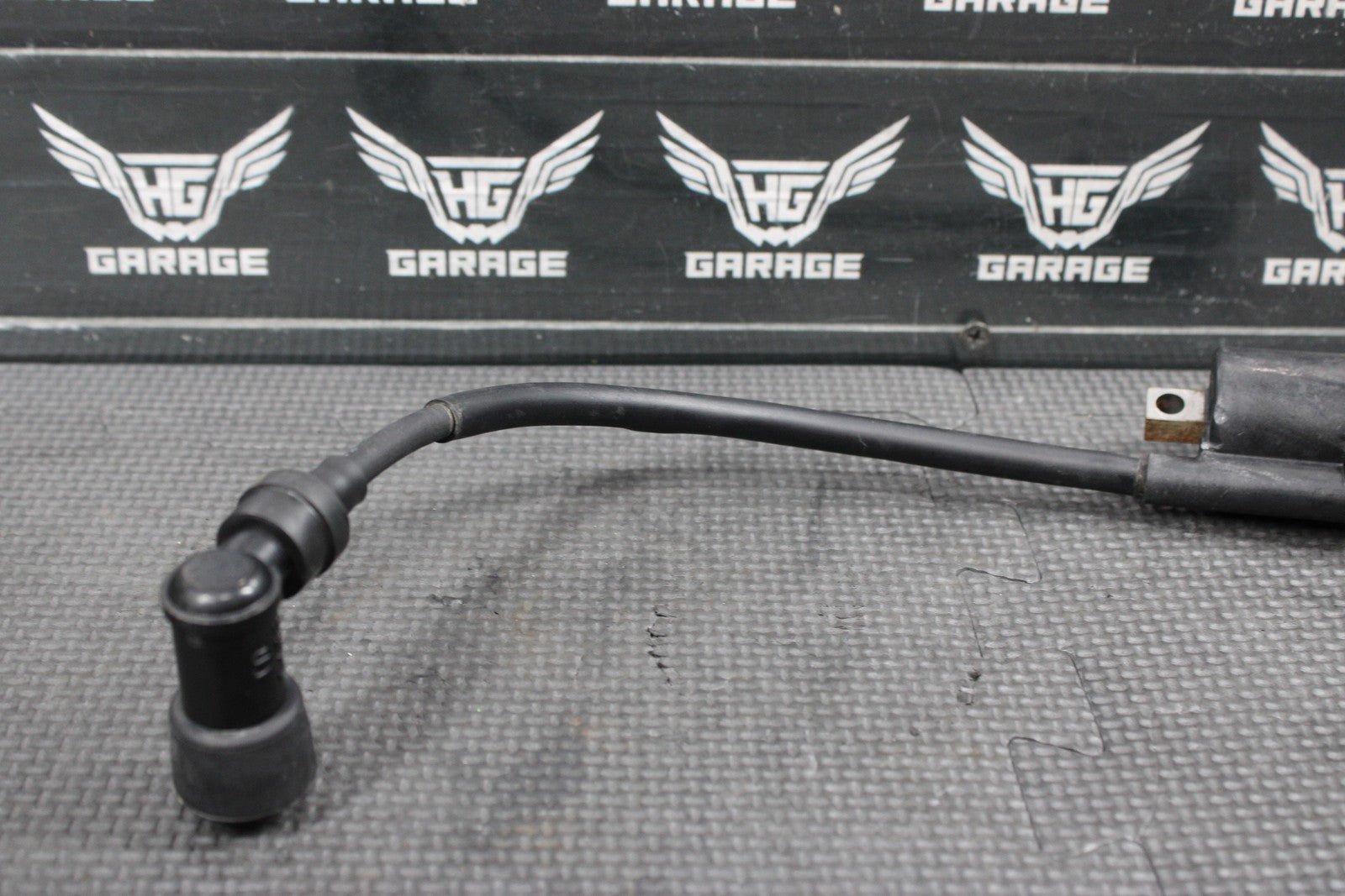 2000 YAMAHA TTR125L OEM IGNITION COIL PLUG BOOT 3KJ - 82310 - 14 - 00 4BP - 82370 - 01 - 00 - hggarage