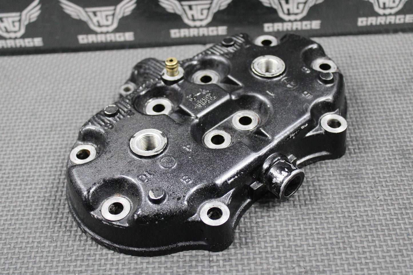 2001 87 - 06 YAMAHA BANSHEE YFZ350 OEM CYLINDER HEAD CAP DOMES 2GU - 11111 - 00 - 0 - hggarage