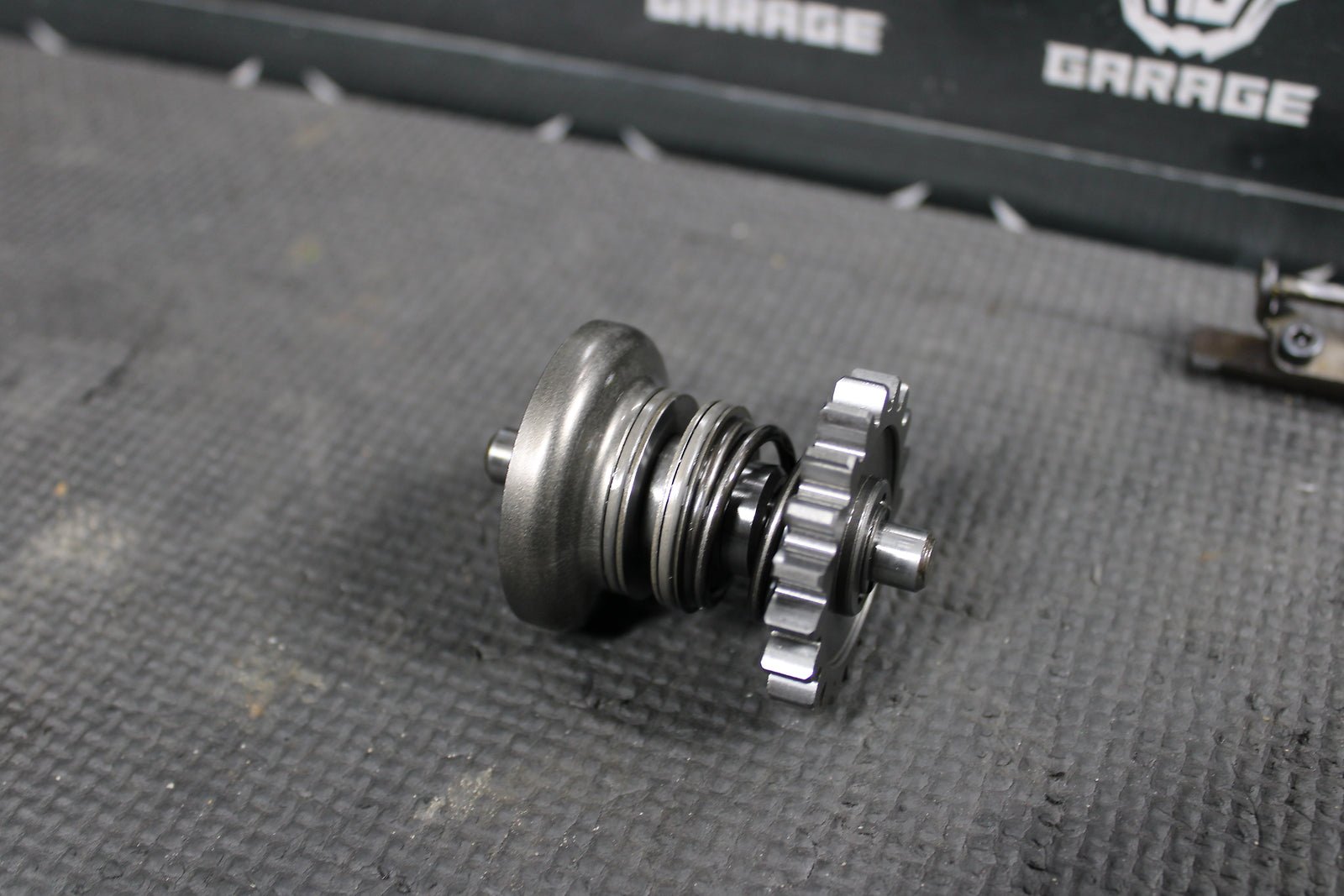 1995 KAWASAKI KX125 OEM ENGINE POWERVALVE EXHUAST VALVE LINKAGE GOVERNOR - hggarage