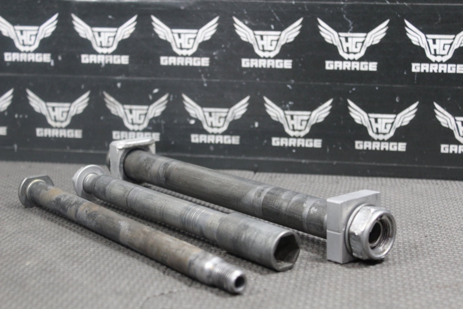 2010 Honda CRF250R Front Rear Wheel Rim Axle Swingarm Pivot Bolts 42301 - Krn - A30 - hggarage