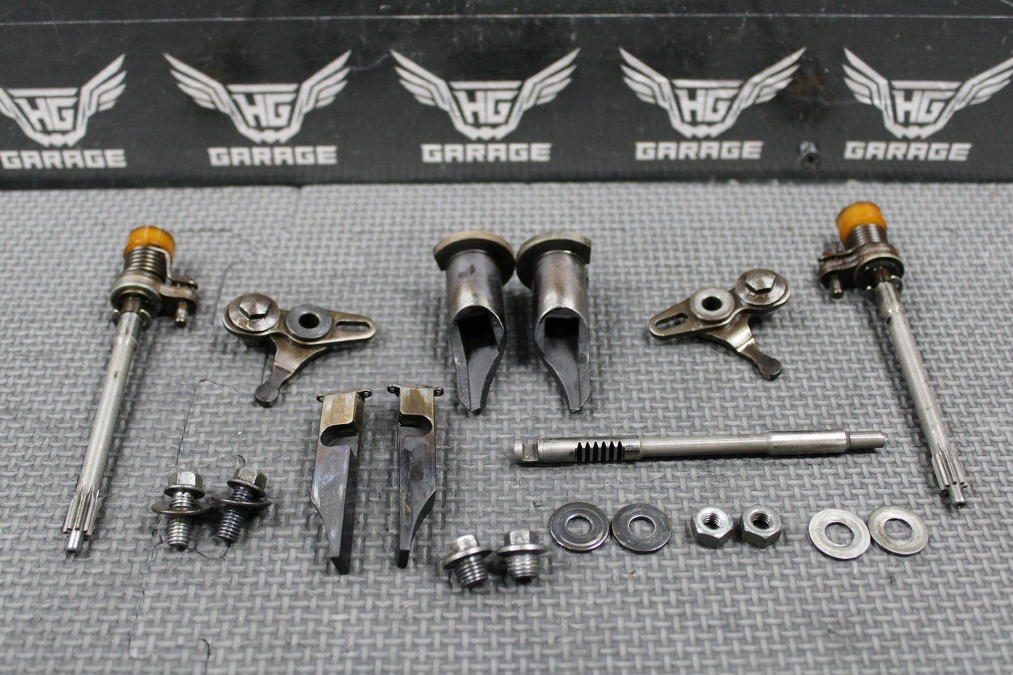 1988 HONDA CR250R OEM EXHAUST POWER VALVE POWERVALVE ARM SHAFT TOP END SET NICE! - hggarage