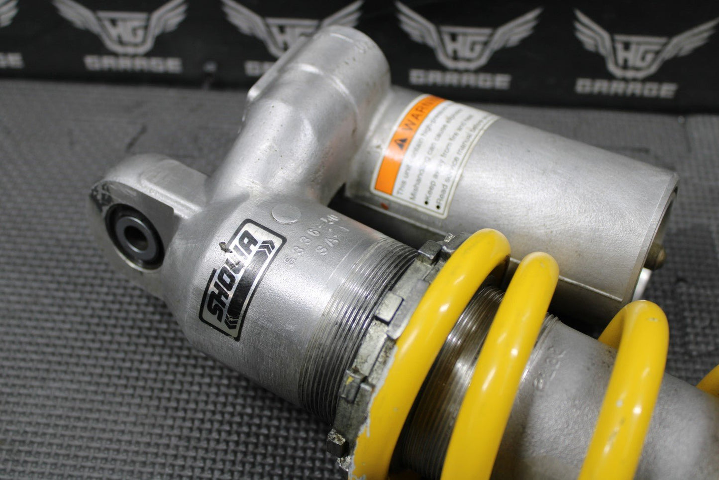 2003 KAWASAKI KLX400SR OEM REAR BACK SHOCK ABSORBER SUSPENSION 45014 - S023 - 567 - hggarage