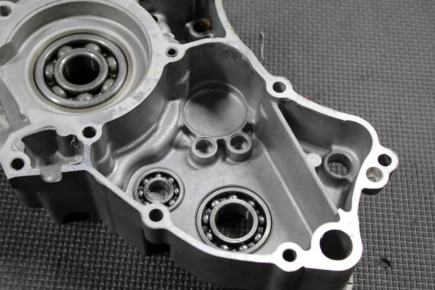 1998 Kawasaki KX60 90 - 03 OEM Left Engine Motor Crankcase Crank Cases Block - hggarage