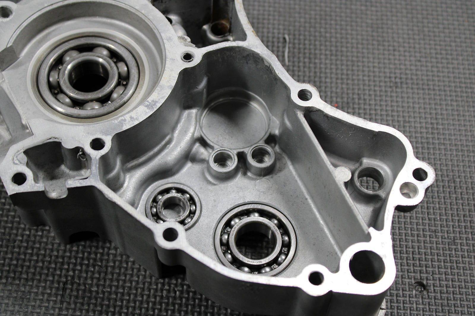 1998 Kawasaki KX60 90 - 03 OEM Left Engine Motor Crankcase Crank Cases Block - hggarage