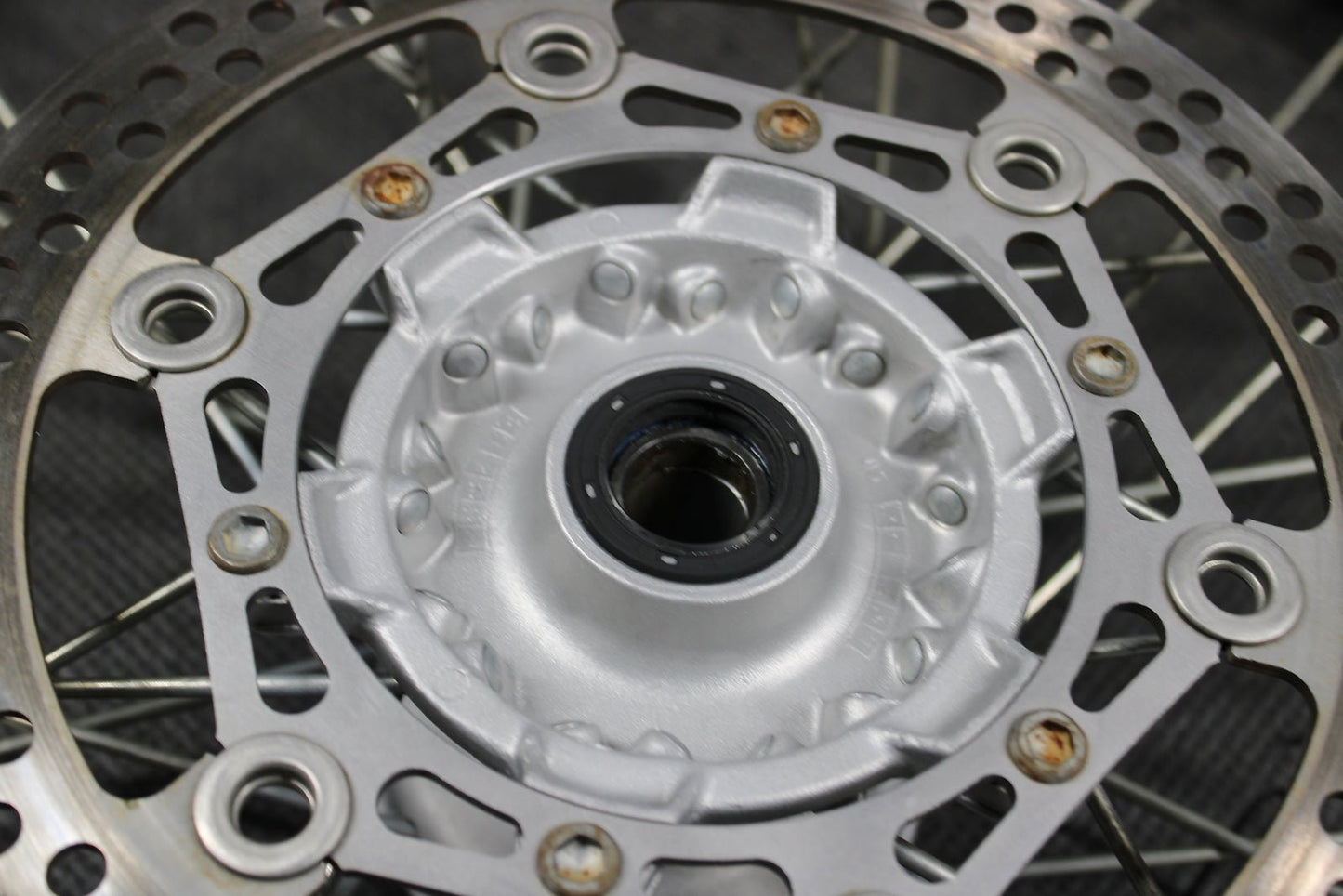 2006 Yamaha 06 - 08 YZ250 2006 YZ450F OEM Front Wheel Rim 5NY - 25111 - 00 - 00 - hggarage