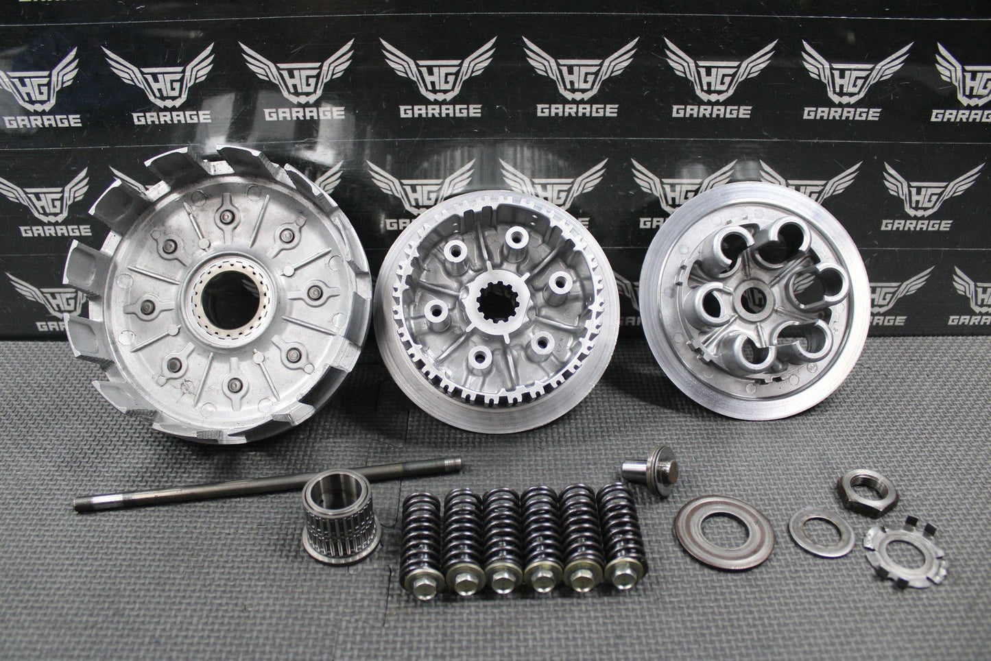 2001 HONDA 92 - 07 CR250R OEM CLUTCH BASKET PRESSURE PLATE CENTER HUB 22100 - KSK - 67 - hggarage