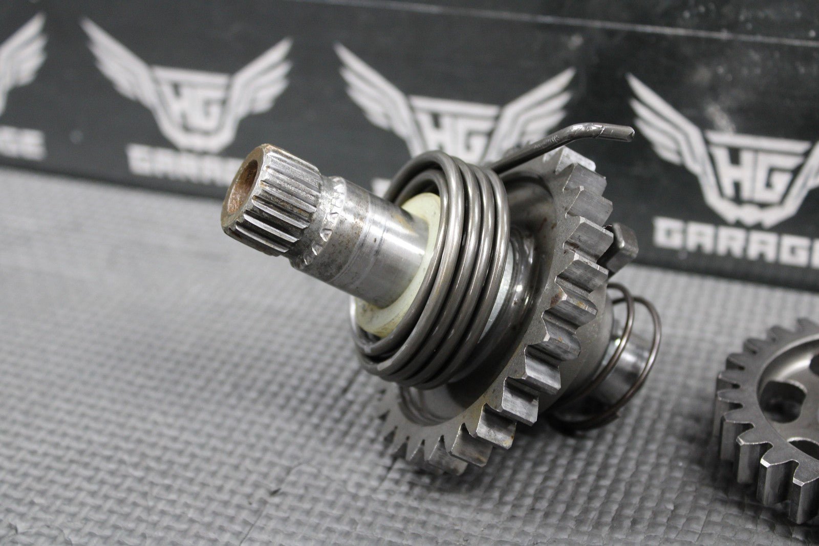 2003 SUZUKI 01 - 04 RM250 OEM KICKSTART KICK START SHAFT W IDLER GEAR 26211 - 05D03 - hggarage
