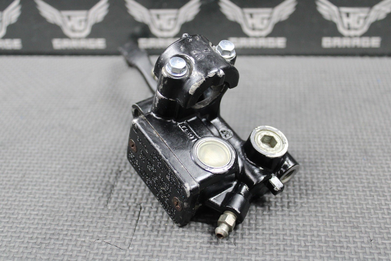1989 HONDA 86 - 90 XR250R 87 - 90 XR600R OEM FRONT BRAKE MASTER CYLINDER W/ LEVER - hggarage