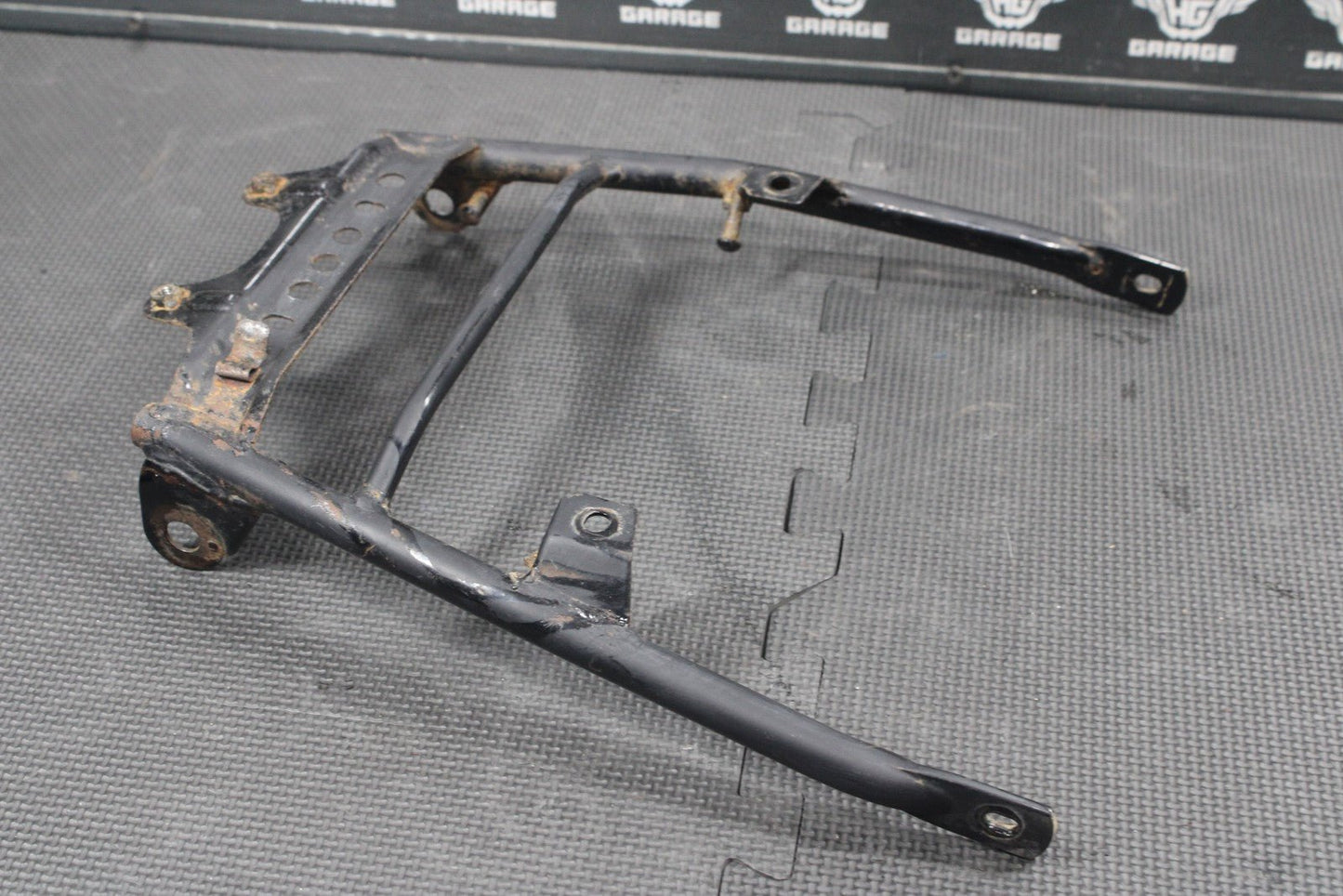 1987 87 - 93 YAMAHA TW200 OEM REAR BACK SUB FRAME SUBFRAME FENDER SUPPORT TAILIGHT - hggarage