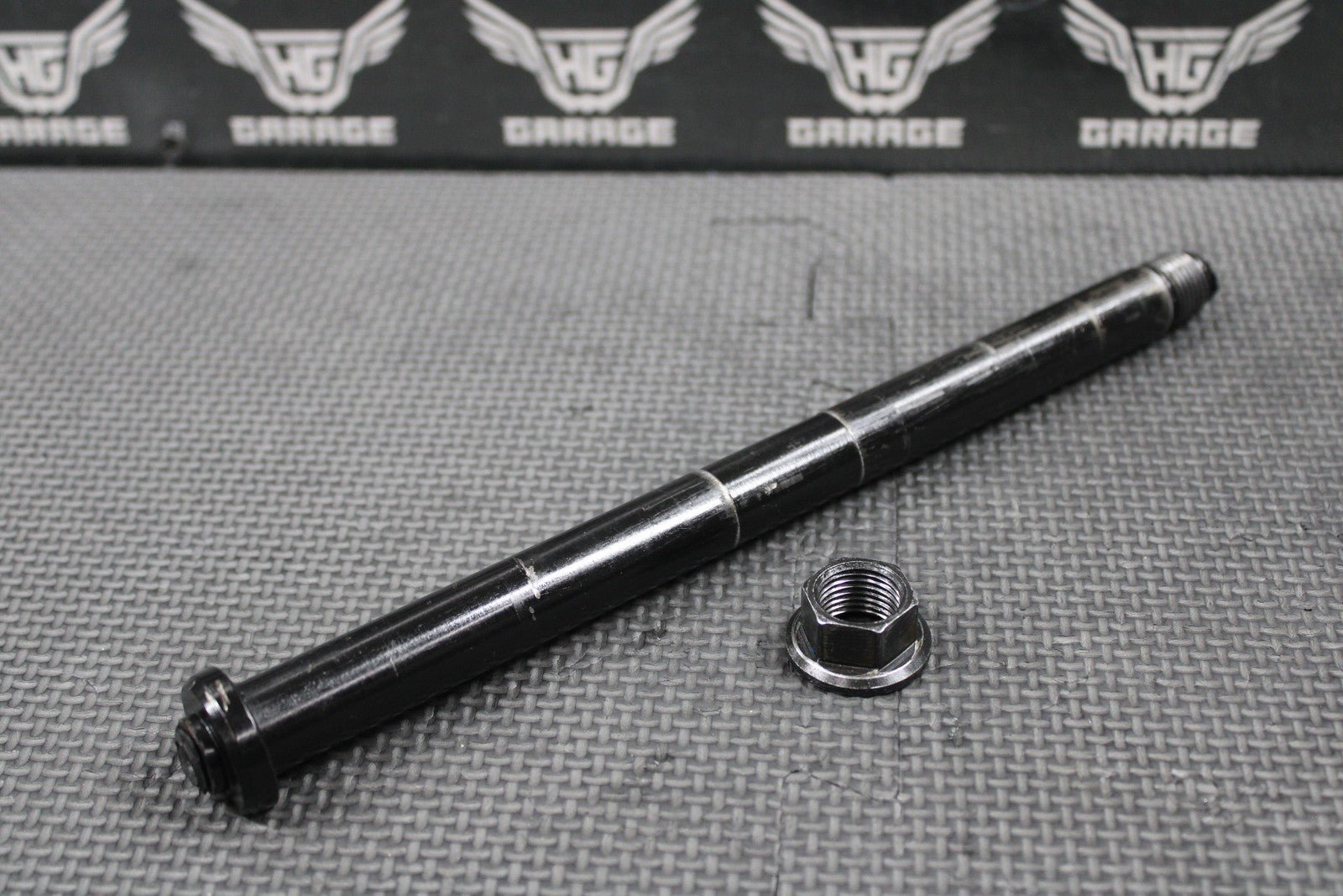 2007 KTM 450 SMR OEM REAR BACK SWINGARM BOLT SUSPENSION PIVOT AXLE 77304037000 - hggarage