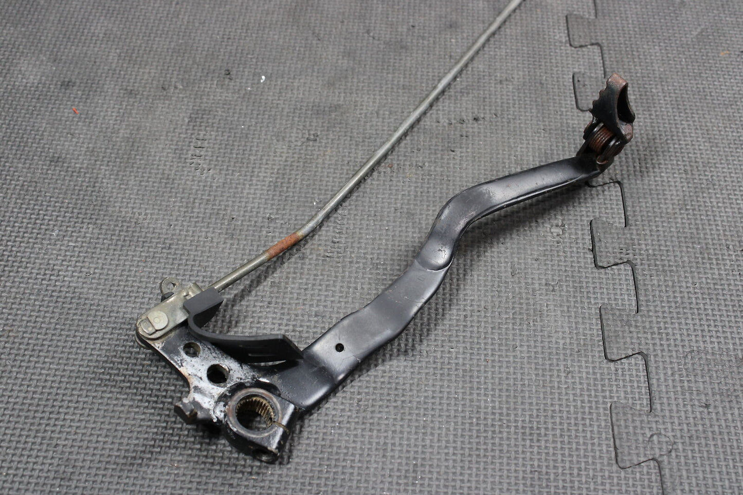 2002 HONDA XR200R 93-02 OEM RIGHT REARSET BRAKE FOOT PEDAL ARM ASSEMBLY