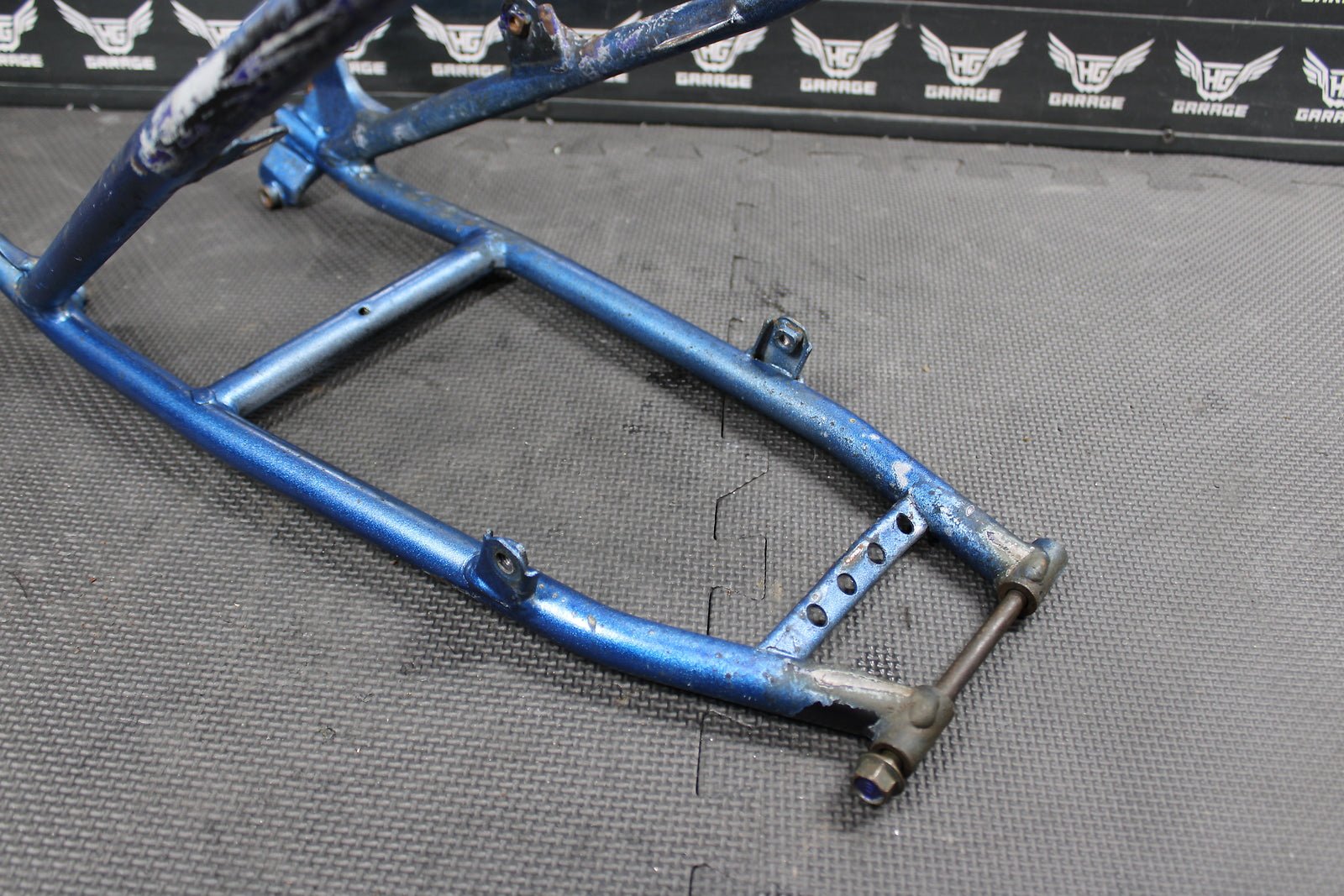1999 YAMAHA 1998 1999 YZ125 YZ250 OEM REAR BACK SUB FRAME SUBFRAME 5DH - 21190 - 00 - hggarage