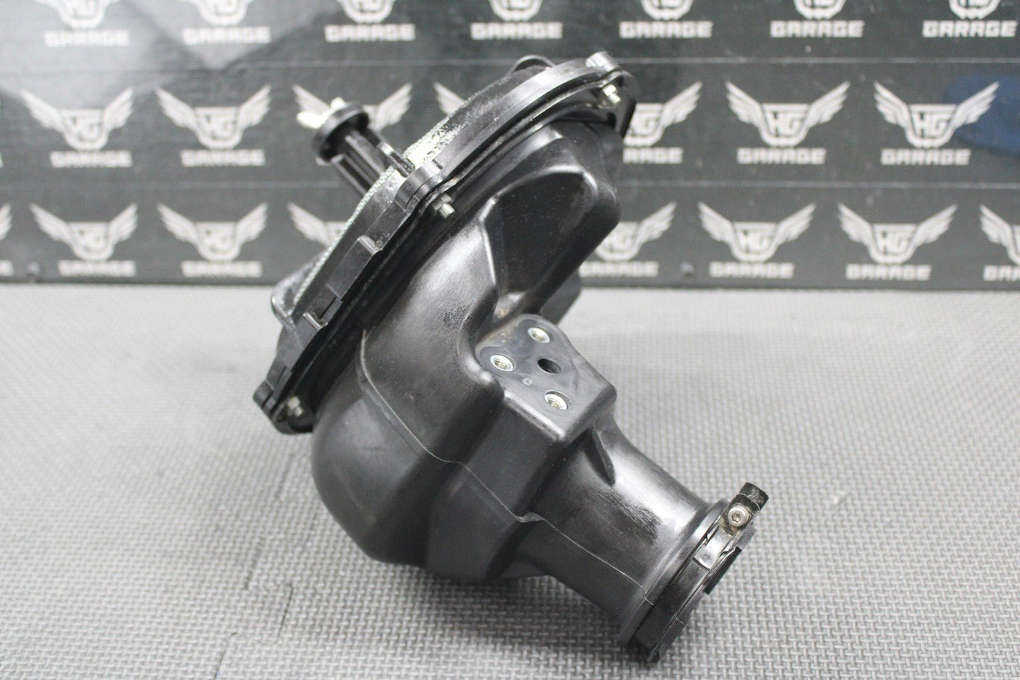 2020 SUZUKI 19 - 25 RMZ250 OEM AIR CLEANER INTAKE BOOT TUBE CAGE 13881 - 46K00 - hggarage