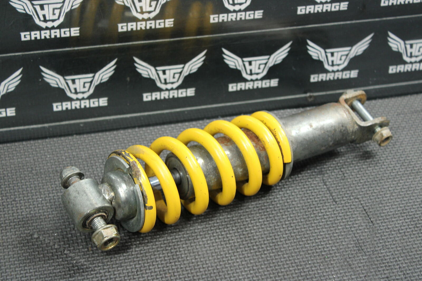 2001 HONDA XR100R OEM SHOWA REAR BACK SHOCK ABSORBER SUSPENSION 52400-KN4-A61ZA