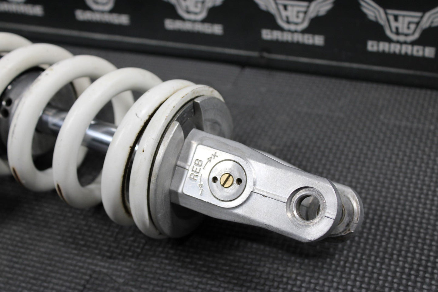 2001 KTM 400 EXC OEM MONOSHOCK PDS REAR BACK SHOCK ABSORBER SUSPENSION 1218V732 - hggarage