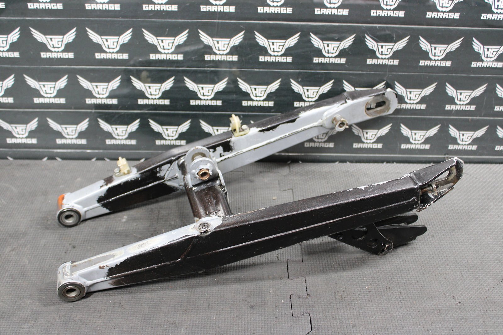 2003 KTM 65 OEM SWINGARM SWING ARM SUSPENSION 46104030044 - hggarage