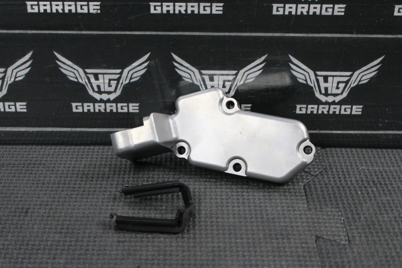 2002 YAMAHA 99 - 22 YZ250 YZ250X OEM EXHAUST POWER VALVE CYLINDER COVER HOUSING - hggarage