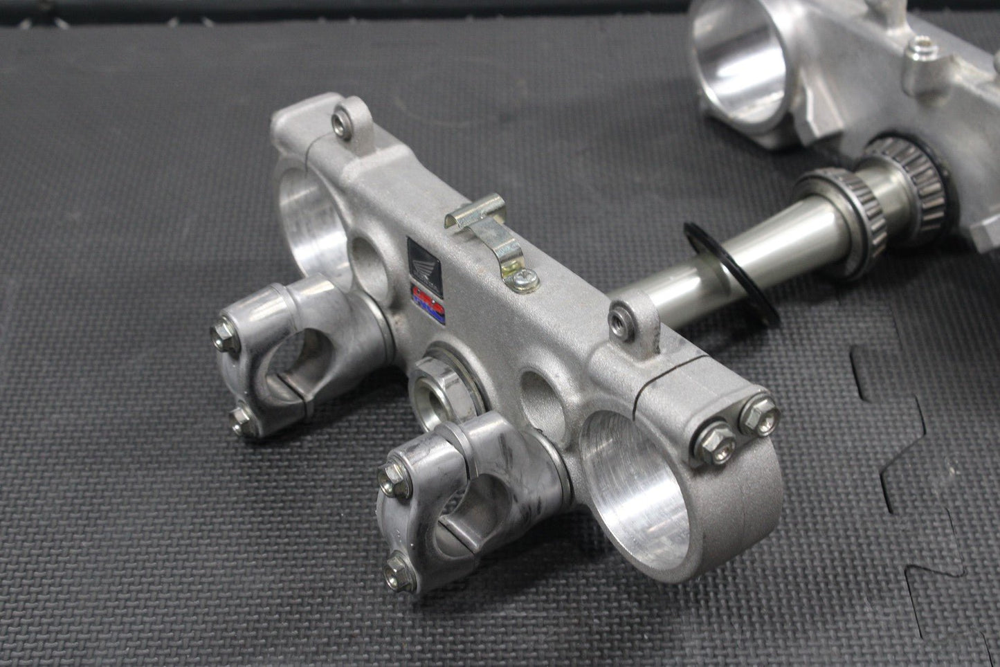 2019 HONDA 19 - 20 CRF450RX OEM FRONT FORKS LOWER UPPER TRIPLE CLAMP TREE STEM - hggarage