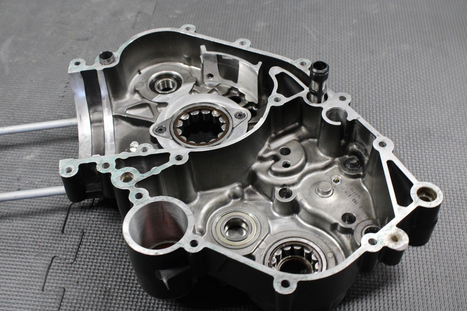 2013 HUSQVARNA TE511 OEM LEFT RIGHT ENGINE MOTOR CRANKCASE CRANK CASES BLOCK - hggarage