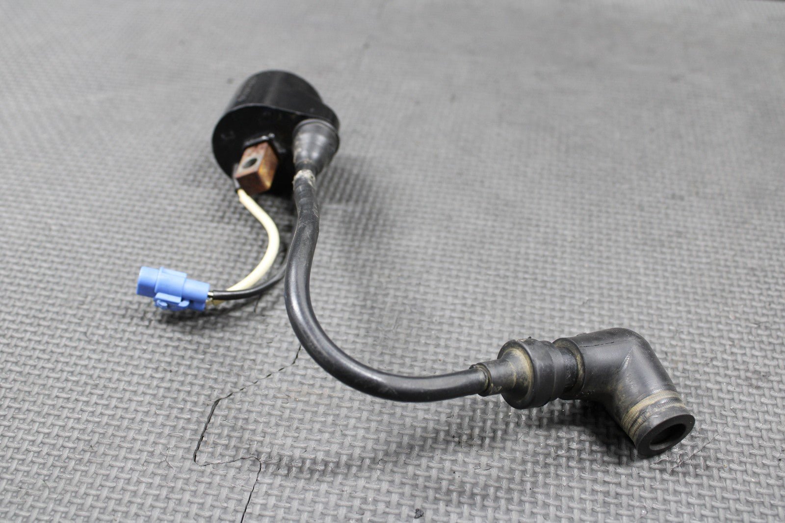 2003 SUZUKI 01 - 03 RM125 RM250 OEM IGNITION COIL SPARK PLUG BOOT WIRE 33410 - 08G00 - hggarage