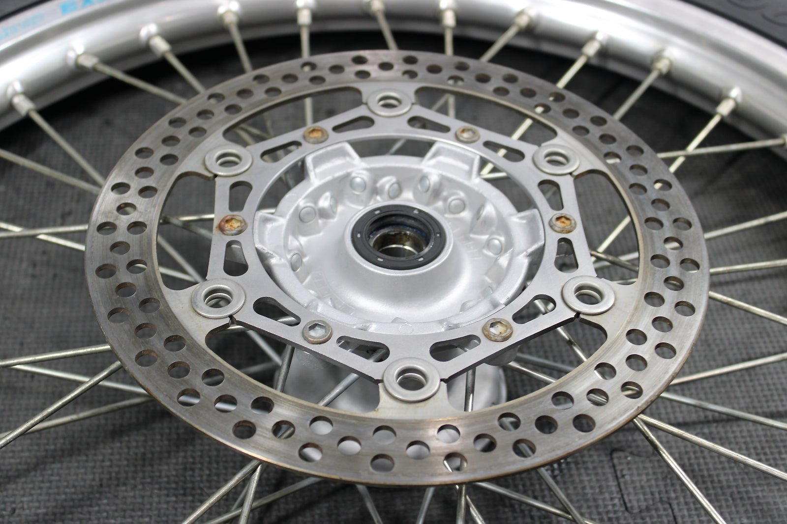 2006 Yamaha 06 - 08 YZ250 2006 YZ450F OEM Front Wheel Rim 5NY - 25111 - 00 - 00 - hggarage