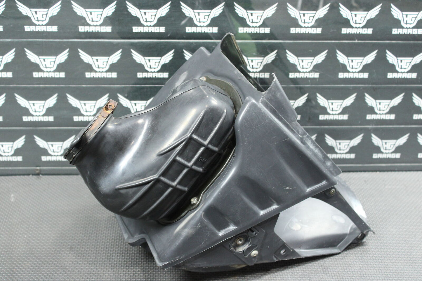 1997 HONDA CR125R OEM AIRBOX INTAKE AIR CLEANER CASE 17210-KZ3-600ZB