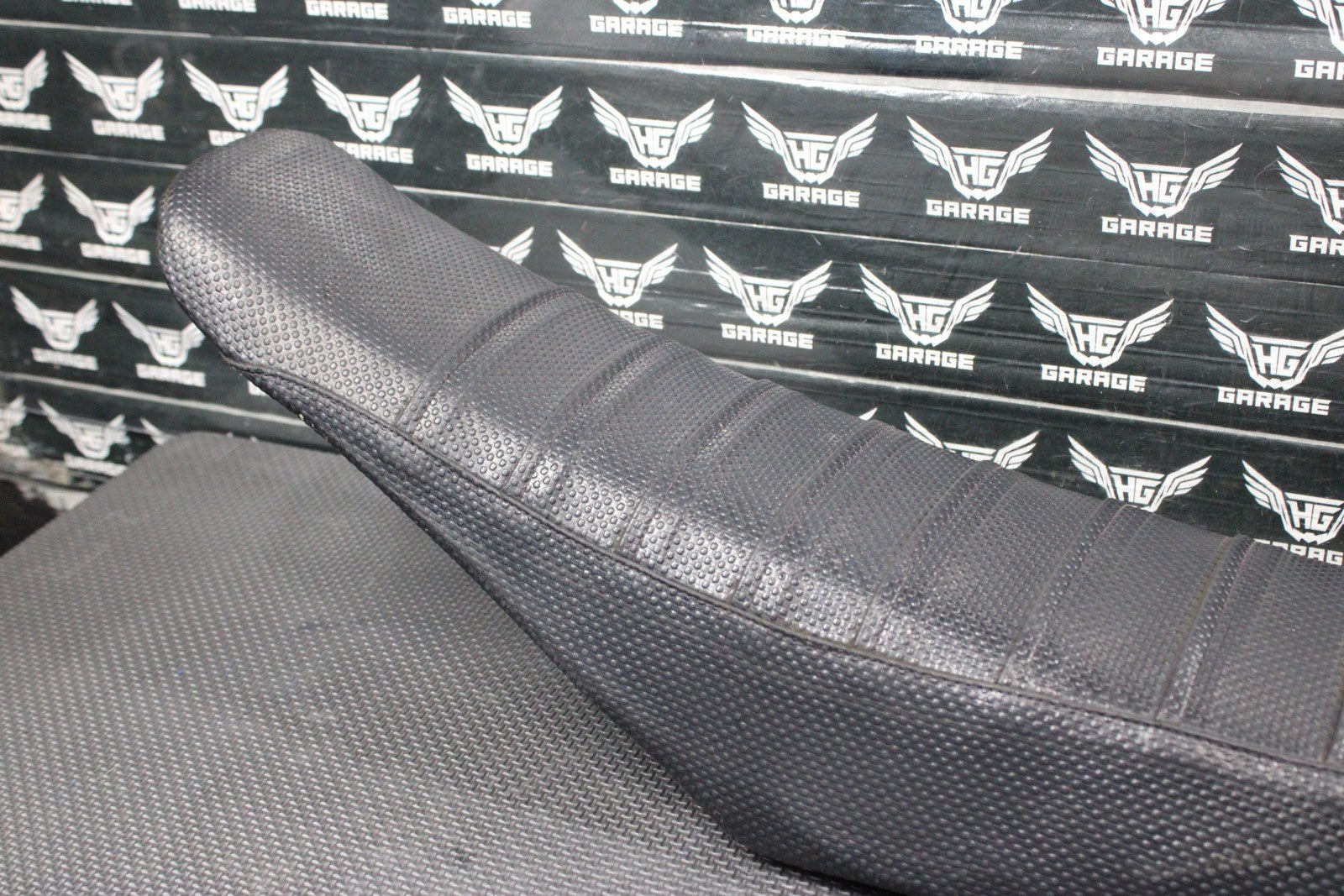 2006 YAMAHA 06 - 08 YZ450F SDG SEAT SADDLE CUSHION PAN 5XC - 24710 - 91 - 00 - hggarage
