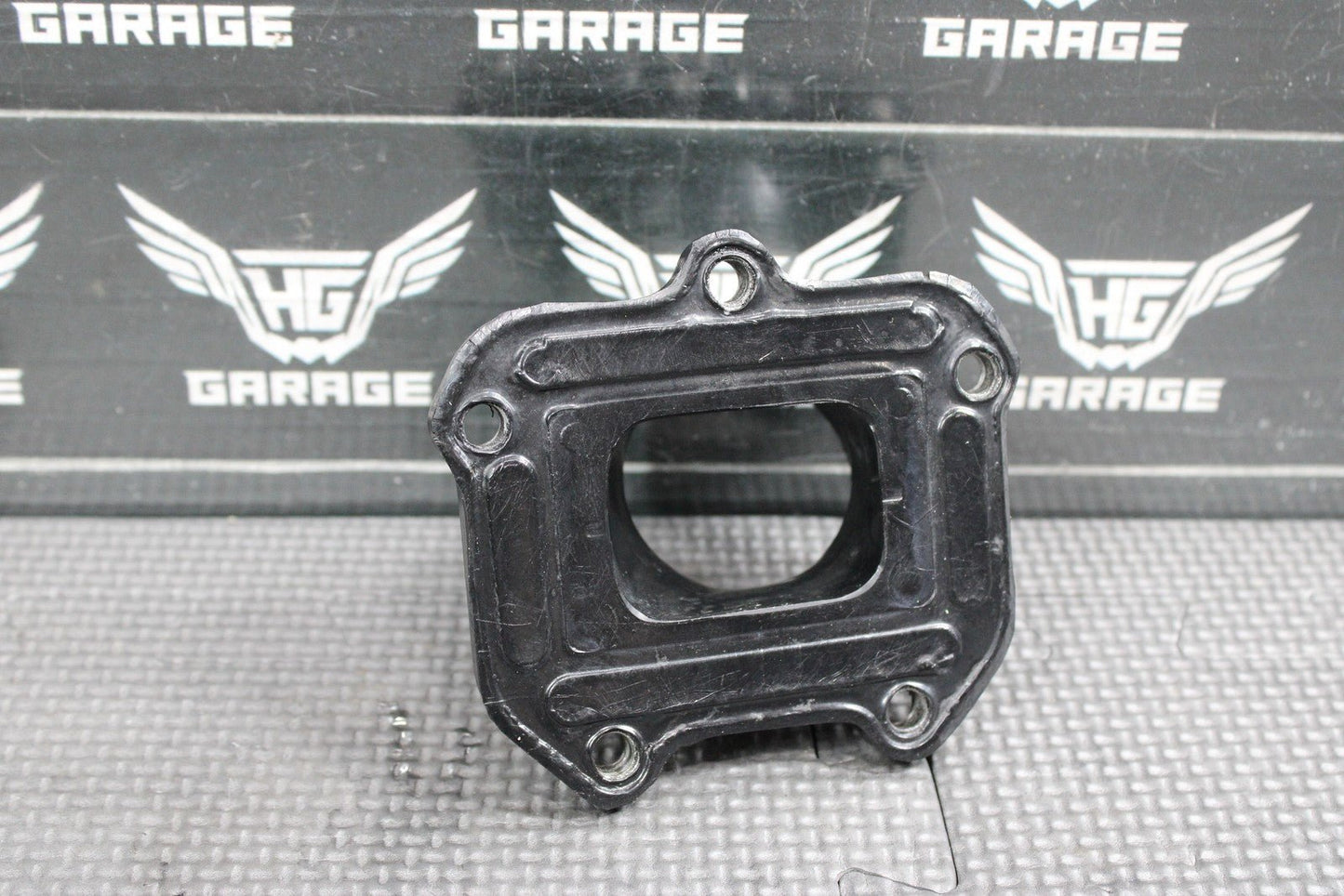 2000 KTM 250 EXC OEM INTAKE REED BLOCK ASSEMBLY 54630051544 GOOD! - hggarage