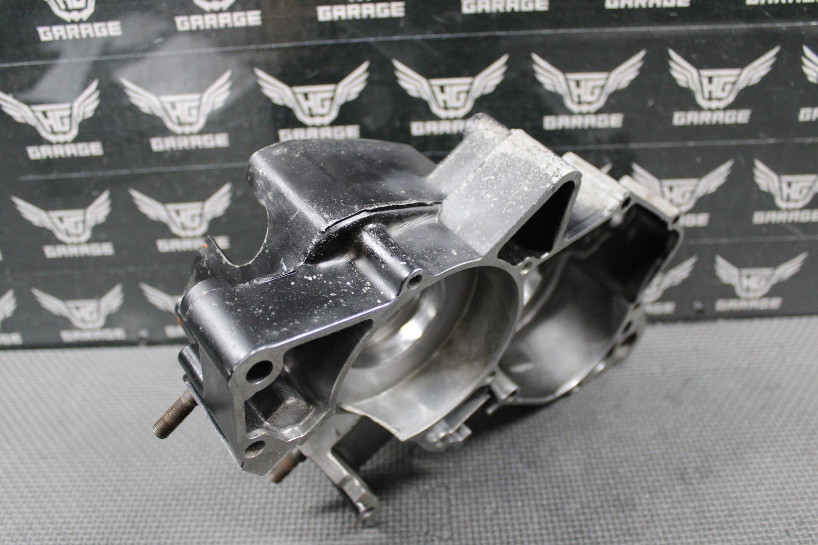 1988 HONDA CR125R OEM LEFT ENGINE MOTOR CRANKCASE CRANK CASE 112A0 - KS6 - 830 GOOD! - hggarage
