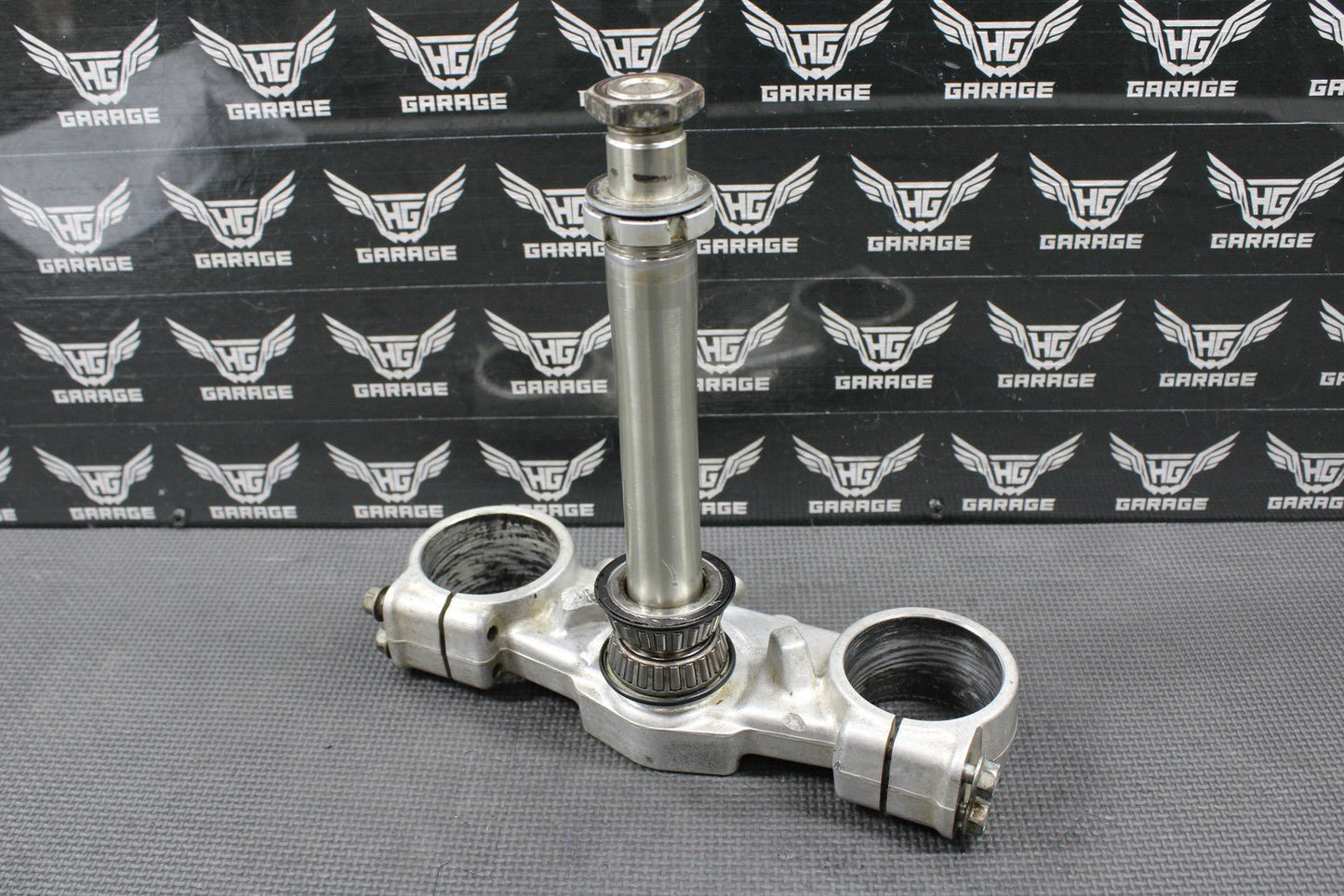 1999 SUZUKI 99 - 00 RM125 RM250 OEM FRONT FORKS CLAMP LOWER TRIPLE TREE STEM - hggarage
