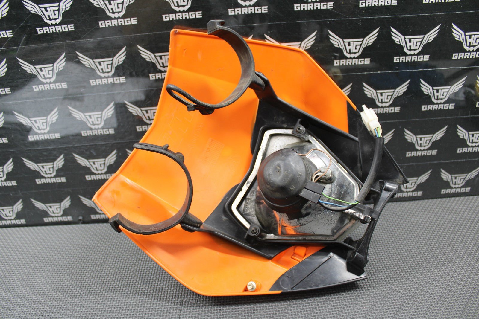 2010 KTM 250 XCF - W OEM HEADLIGHT SHROUD NUMBER PLATE HEAD LIGHT 7730800704404 - hggarage