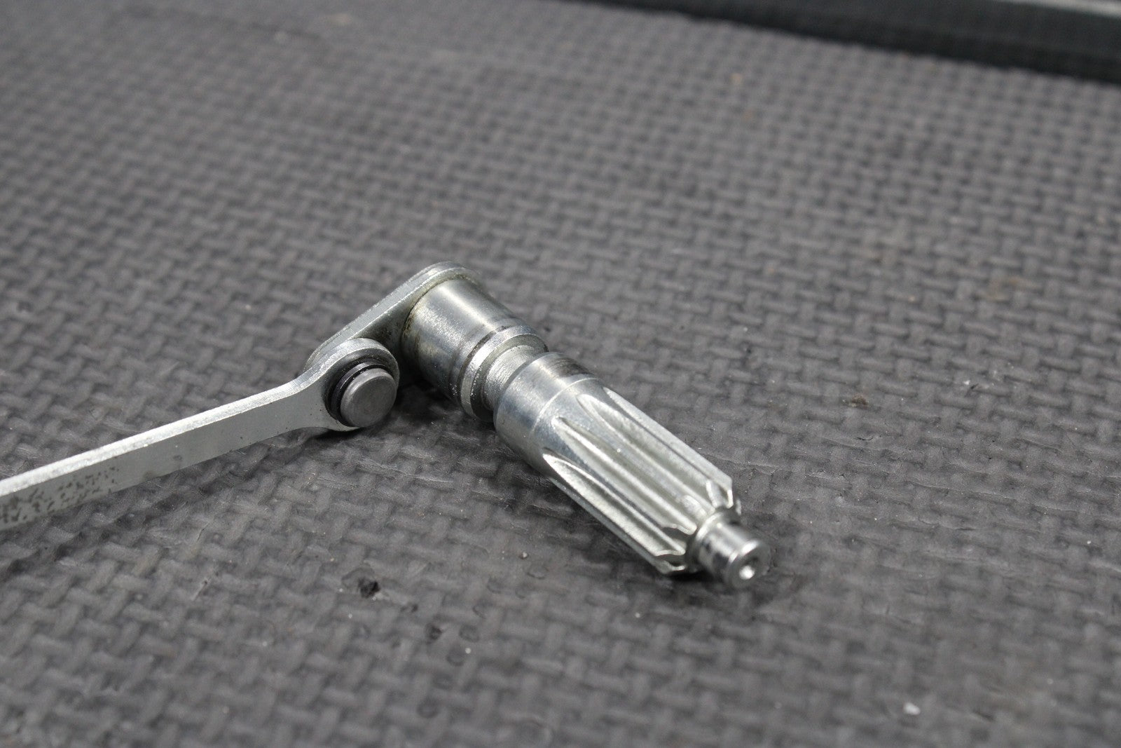 00 - 02 HONDA CR125R OEM ENGINE POWERVALVE EXHUAST VALVE LINKAGE GOVERNOR NICE! - hggarage