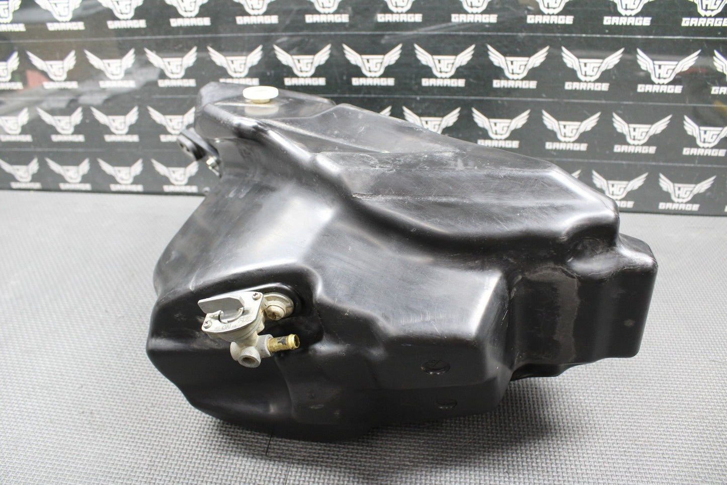 2010 10 - 13 YAMAHA YZ250F OEM GAS FUEL TANK CELL PETROL RESERVOIR 17D - 24110 - 50 - 00 - hggarage