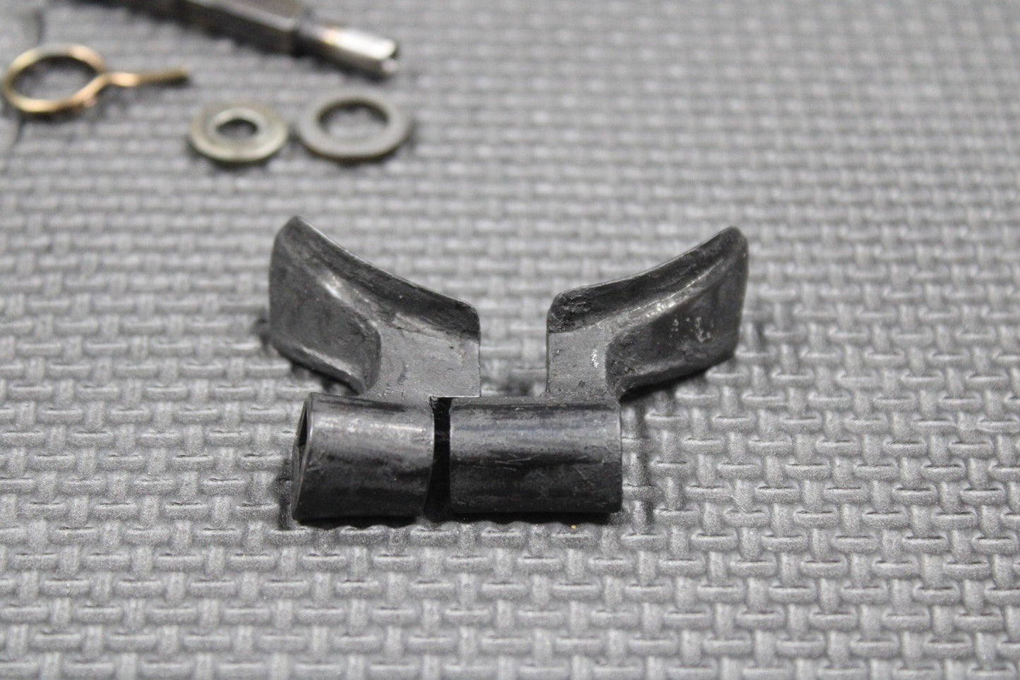 2000 2001 HONDA CR125R OEM EXHAUST POWERVALVE FLAP VALVE SET SHAFT 06140 - KZ4 - A90 - hggarage