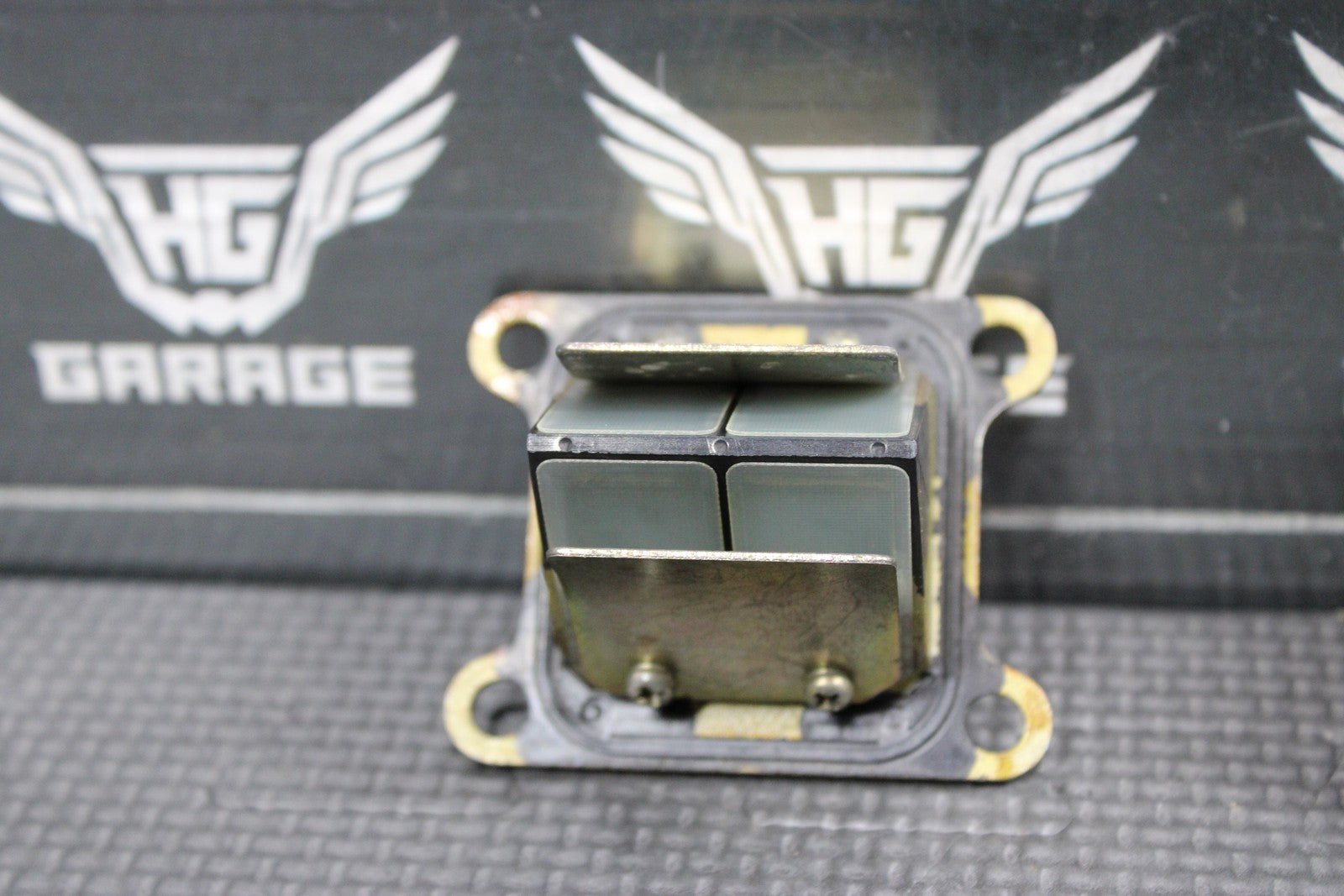 2003 KAWASAKI KX65 00 - 22 OEM INTAKE REED BLOCK ASSEMBLY 12021 - 1015 - hggarage