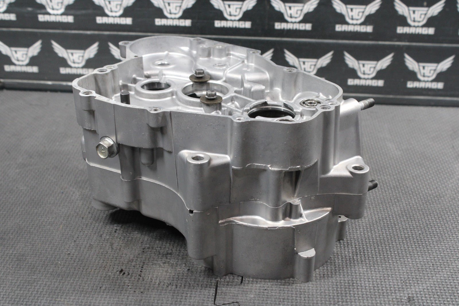2012 KAWASAKI 08 - 13 KX85 OEM LEFT RIGHT ENGINE MOTOR CRANKCASE CASES BLOCK - hggarage