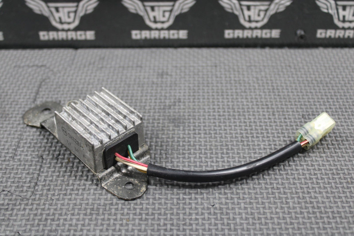 2006 HONDA CRF450X 05 - 17 OEM RECTIFIER VOLTAGE REGULATOR 31600 - MEY - 671 - hggarage