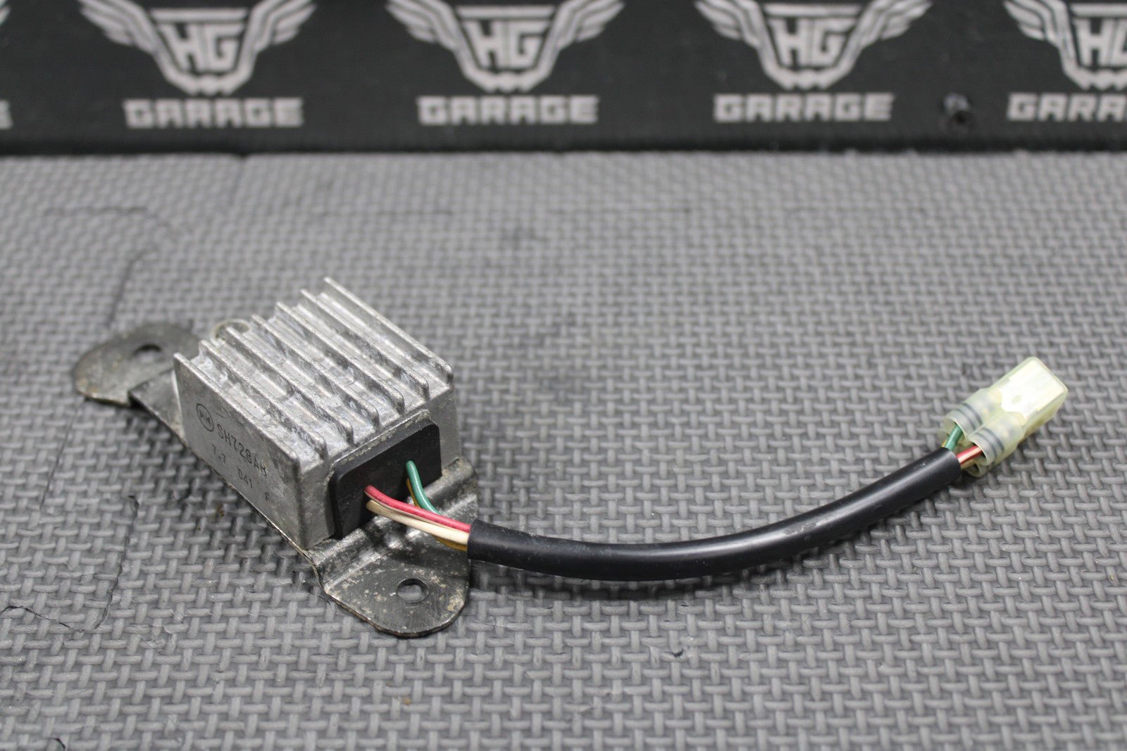 2006 HONDA CRF450X 05 - 17 OEM RECTIFIER VOLTAGE REGULATOR 31600 - MEY - 671 - hggarage