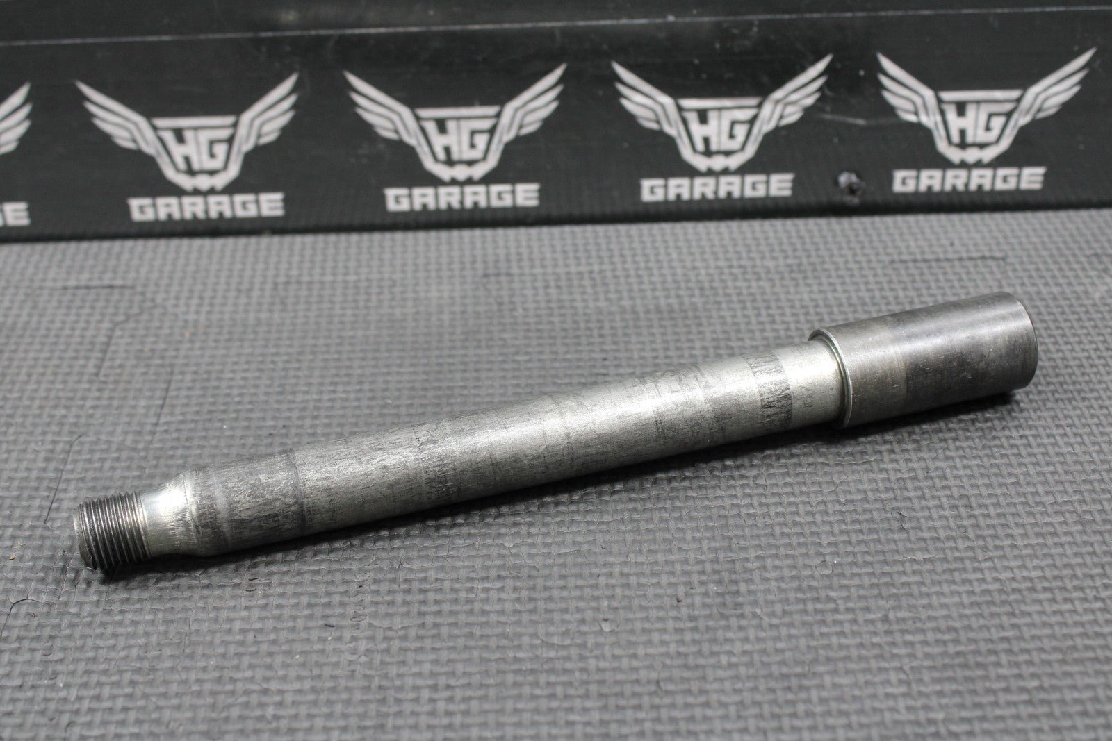 2005 HONDA CRF450R OEM FRONT WHEEL RIM AXLE PIVOT BOLT SHAFT 44301 - MEN - 000 - hggarage
