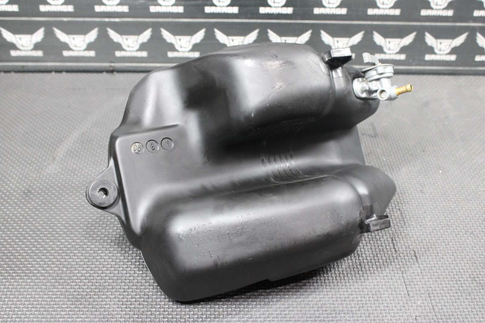 2004 KAWASAKI 02 - 22 KX65 OEM GAS TANK FUEL TANK CELL PETROL RESERVOIR - hggarage