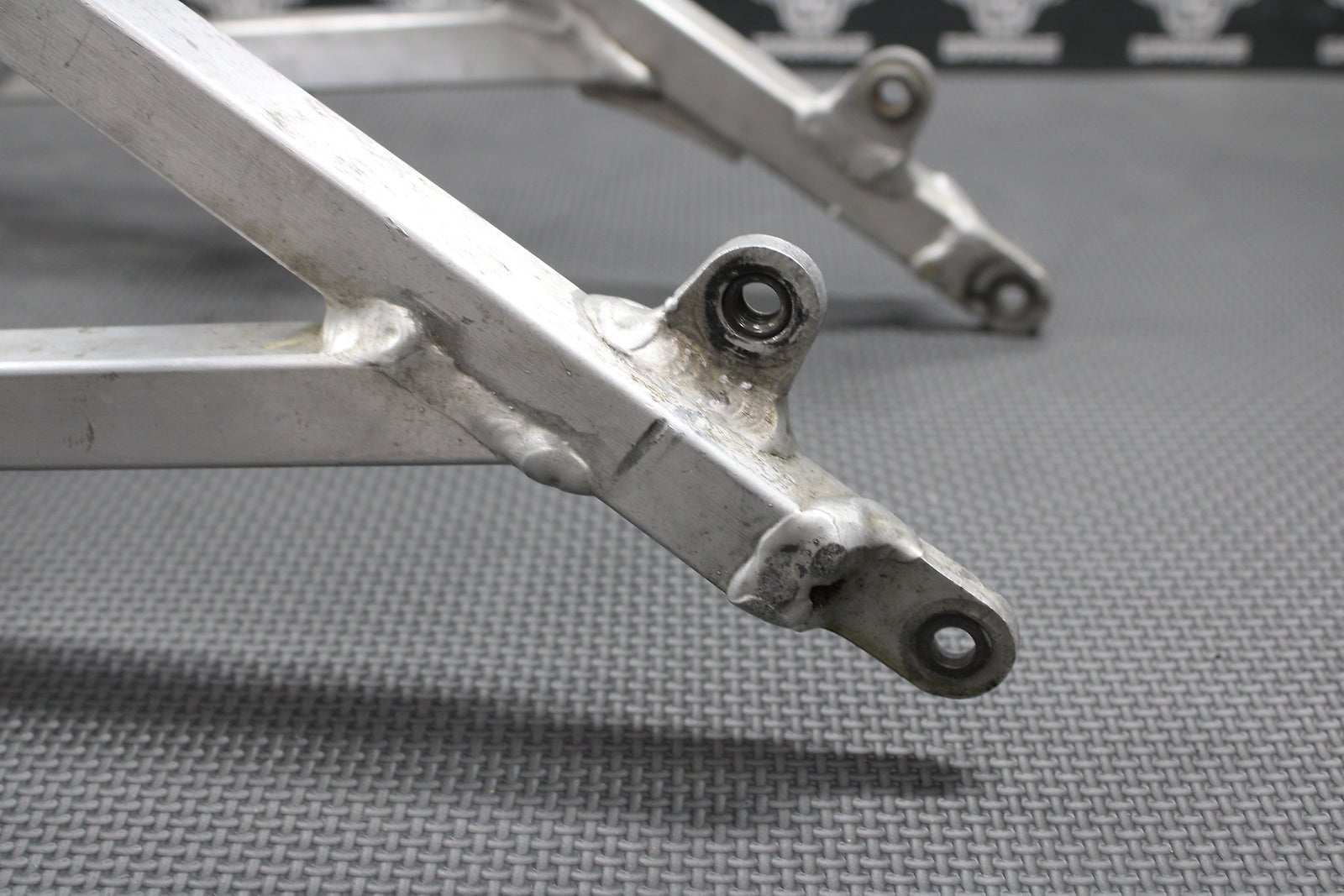 2000 2001 HONDA CR125R CR250R OEM REAR BACK SUB FRAME SUBFRAME SEAT RAIL - hggarage