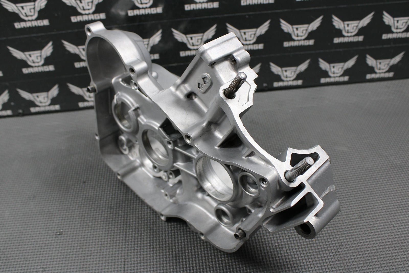 1999 99 - 02 HONDA CR125R OEM RIGHT ENGINE MOTOR CRANKCASE CRANK CASE BLOCK MINT! - hggarage