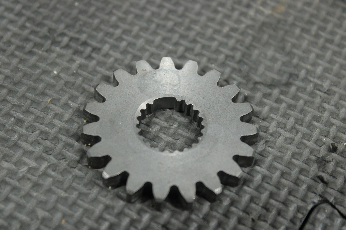 47569722