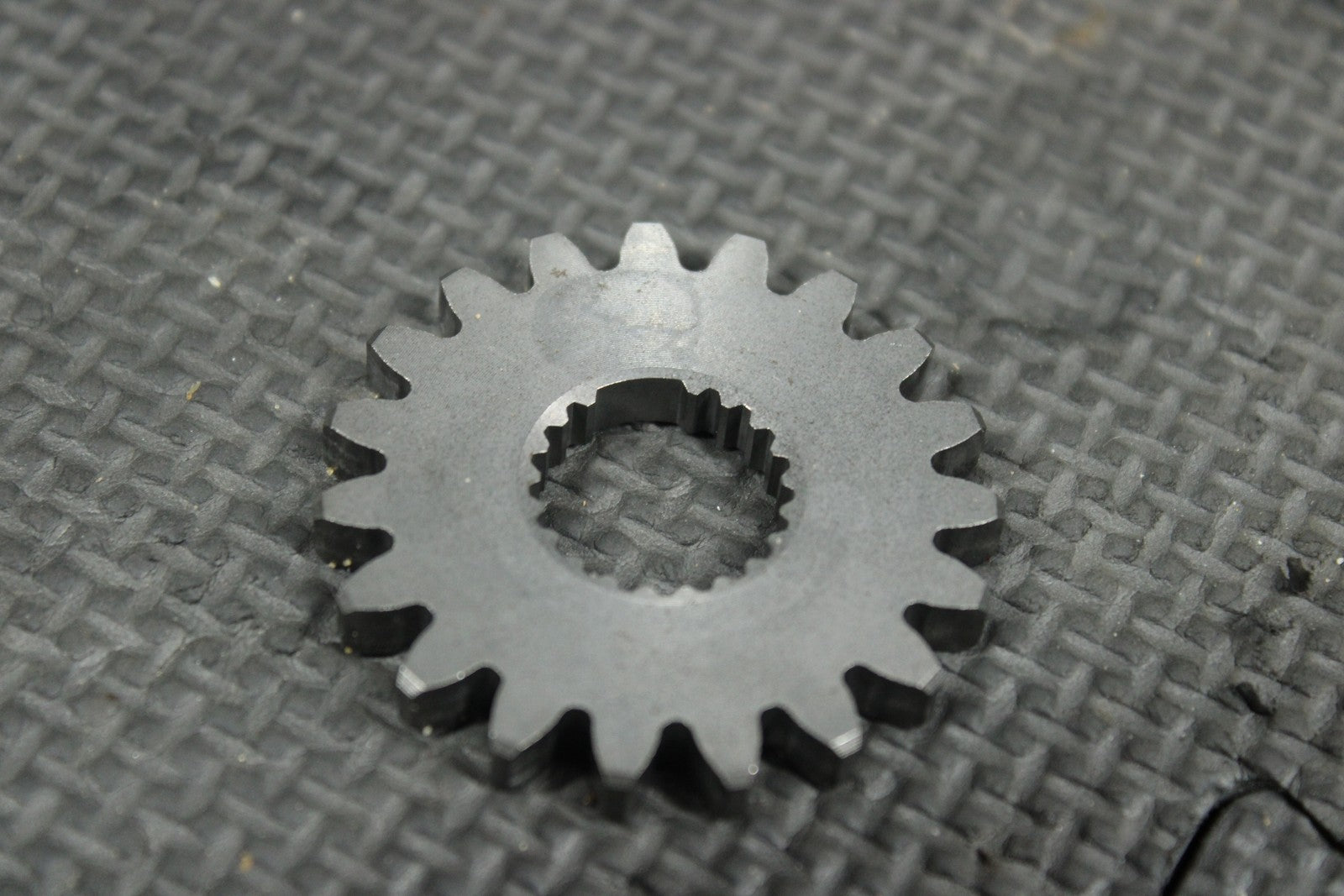 47569722