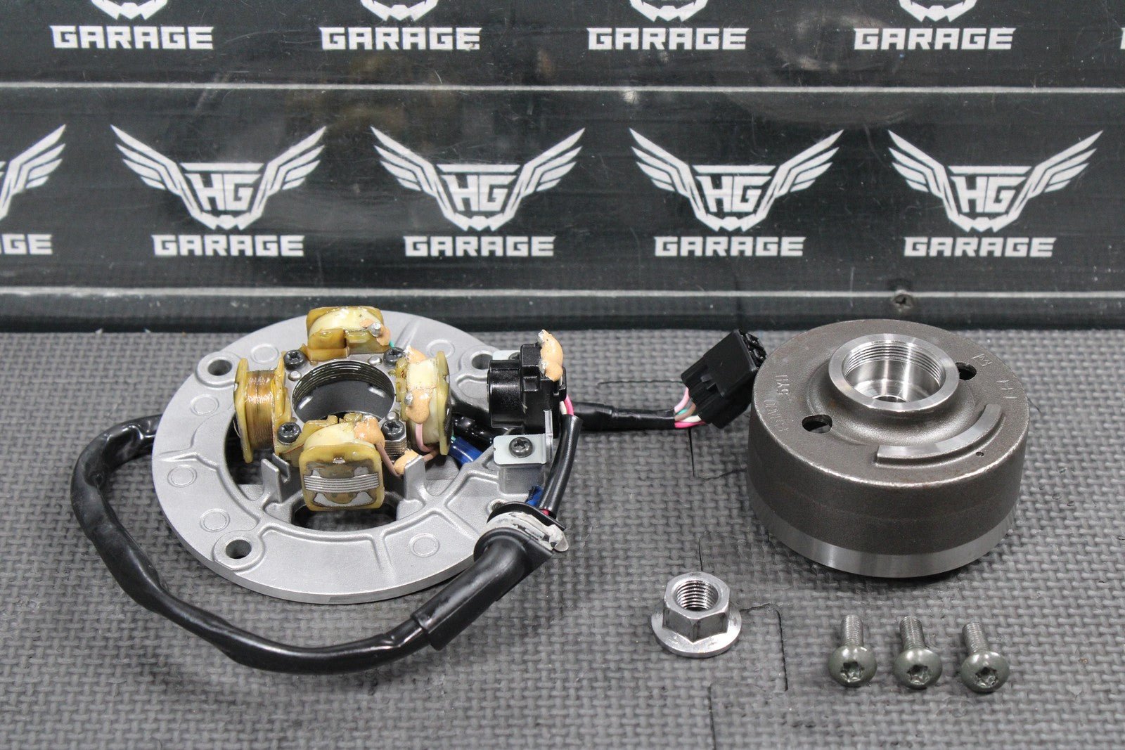 2006 06 - 09 YAMAHA YZ250F STATOR MAGNETO ROTOR FLYWHEEL 17D - 85550 - 10 - 00 GOOD! - hggarage