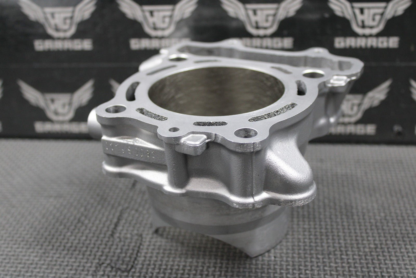 2020 SUZUKI 19 - 24 RMZ250 OEM CYLINDER BORE JUG TOP END 11211 - 46K00 - 0F0 NICE! - hggarage
